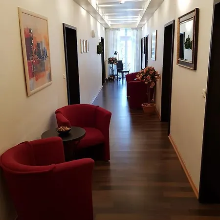 Goldener Stern 3*